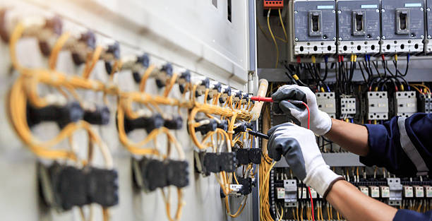 Professional Electrician technician working in Gulf Hills, MS
